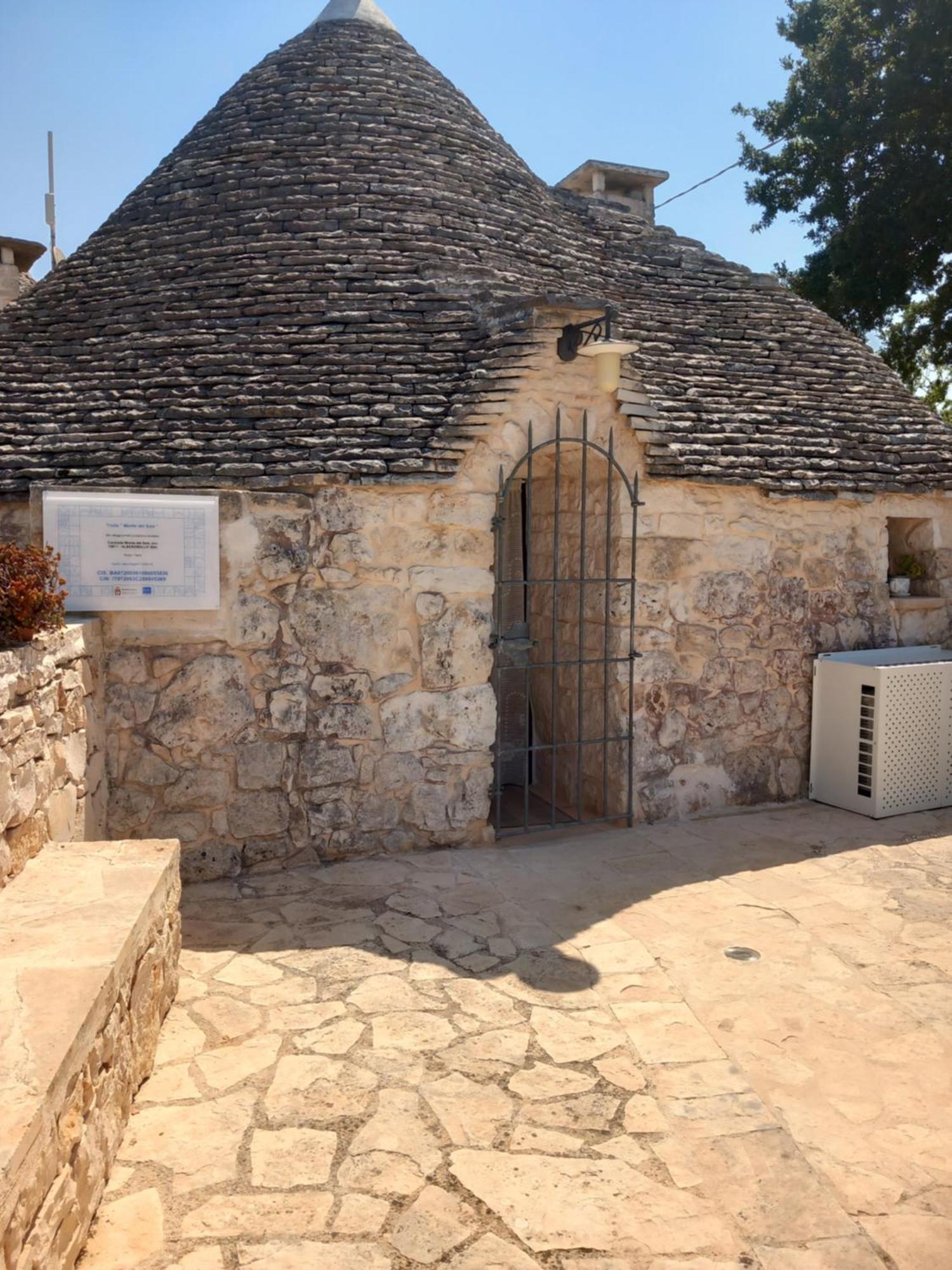 Trullo Monte Del Sale Guest House Alberobello Eksteriør bilde